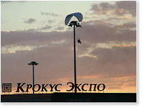 Рекламные полеты парамоторов на выставках (Крокус Экспо, июнь 2007).