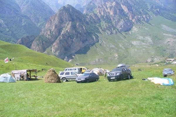Чегемский лагерь с земли...