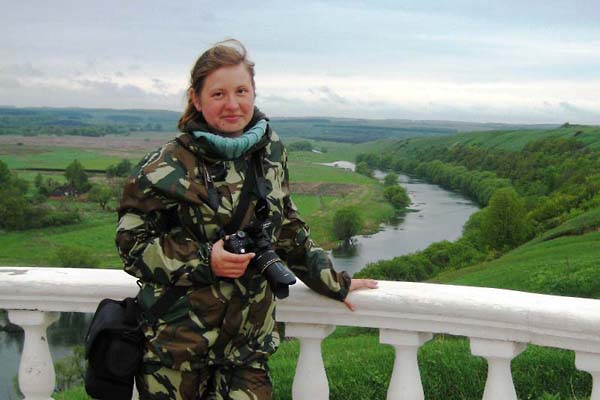 Лена в воздухе и на земле.