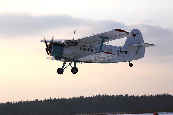 Рабочая лошадка идет на взлет. Удивительный самолет Ан-2 — летает с 1947 года, и до сих пор нет ему замены. В следующем году можно и нужно будет отметить 70-ти летний юбилей.