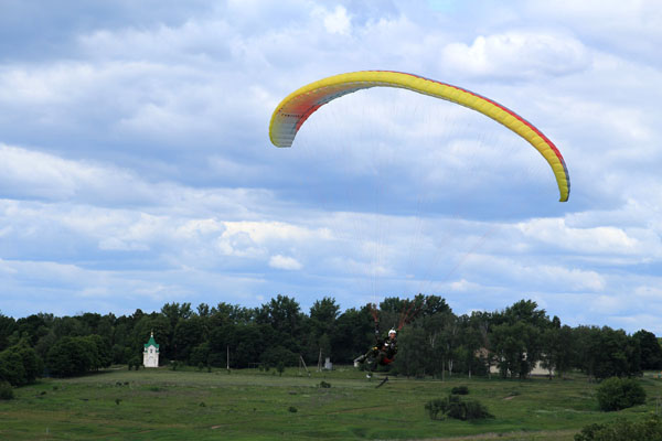 Володя Силич летает традиционно аккуратно.