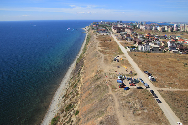 Анапа. Бризовый динамик. Под ногами место старта.