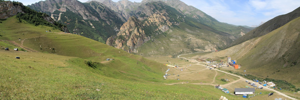 Вид с нижнего старта в Чегеме