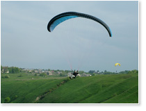 ASA Тайран-2 над основным склоном Вяжей (2008 г).